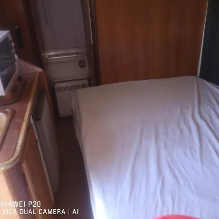 Chambre En Camping Car * Saint-Jean-de-Monts
